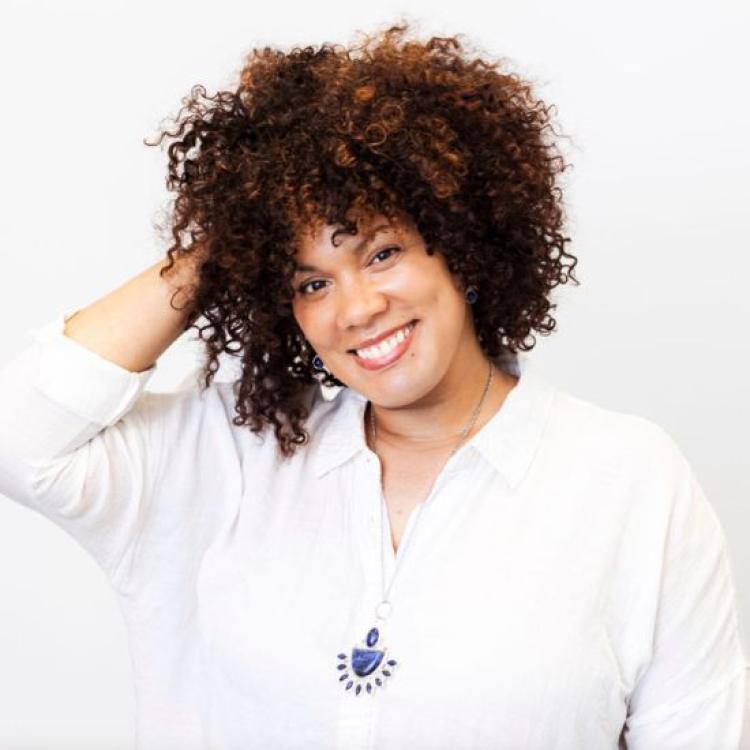 Headshot for facilitator